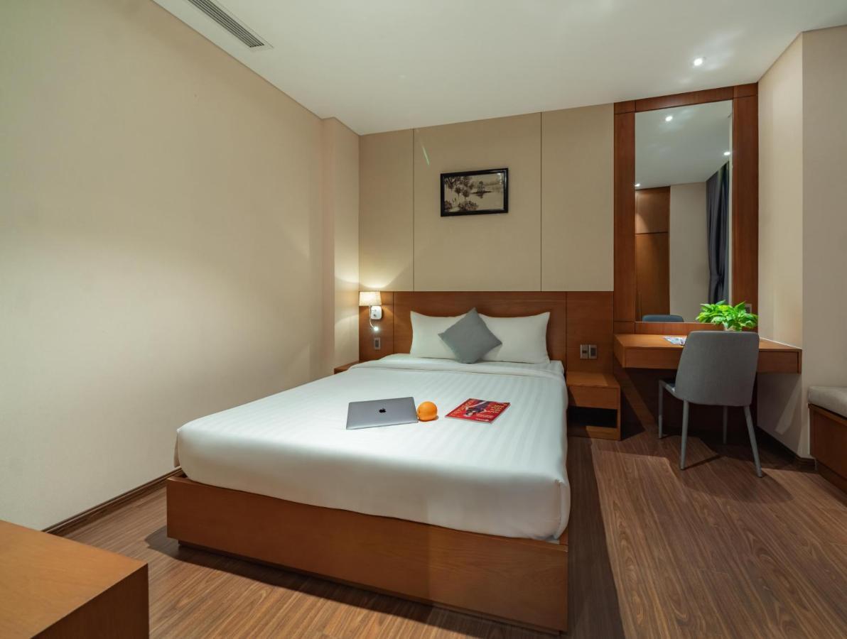 Dhts Business & Ho Chi Minh City